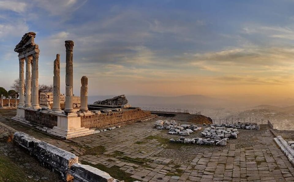 Pergamon and Asclepion Full-Day Tour from Kuşadası