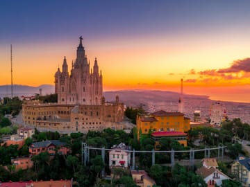 Private Guided Walking Tour of Barcelona's Highlights