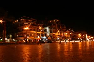 Phnom Penh by Night - Phnom Penh