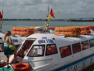 Cham Island Sightseeing Tour by Canoe and Snorkeling Optional