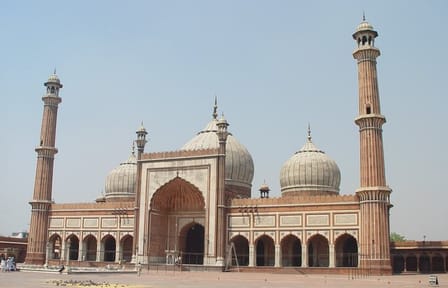 Cultural Tour of Agra and Gwalior's Historic Landmarks