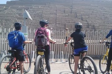 Guided Bike Tour of Miraflores and Barranco in Lima