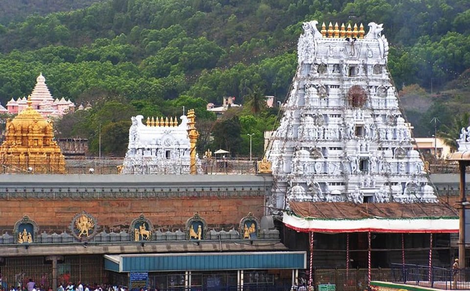 Bengaluru to Tirupati: Lord Venkateswara & Sri Kalahasti Tour