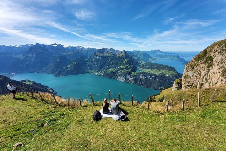 4 Days Swiss Alps Tour Zermatt, Jungfrau Region and Hidden Gems