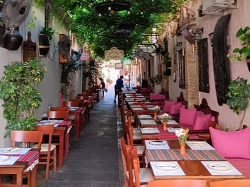 Private Olive Oil and Honey Tasting Tour in Rethymno