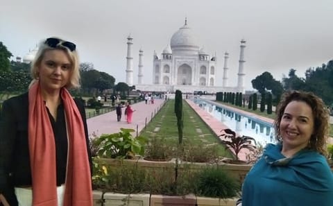Cultural Tour of Mumbai, Alappuzha, Agra, and Abhaneri