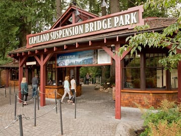 Vancouver City Tour with Stanley Park and Grouse Mountain