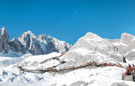 8-Day Yunnan Sightseeing Tour: Kunming, Dali, Lijiang, Shangri-La