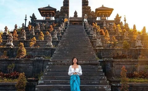 Cultural and Nature Tour of Besakih Temple and Kintamani Highlands