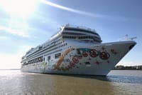 Private transfers to/from London Tilbury Cruise Port and London Gatwick Airport 1