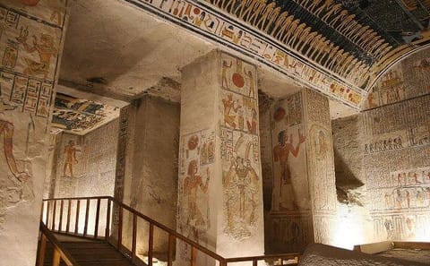 Luxor Museum and Mummification Museum 4-Hour Tour