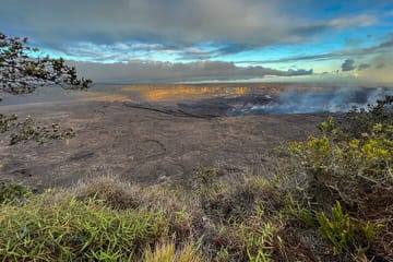 Big Island: Volcano, Waterfalls & Coffee Group Tour