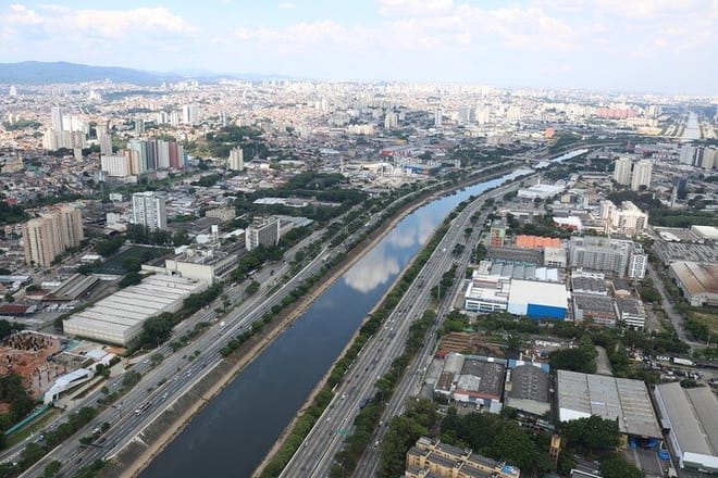 São Paulo Helicopter Private Tour with Transport to Boarding Area 6