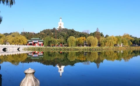 English/Spanish Guide Walking Tour In Beijing: Forbidden City, Imperial Ancestral Temple, Beihai Garden