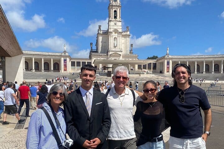 Lisbon to Porto with stops Aveiro-Fátima-Coimbra-Tomar-Nazaré-Óbidos