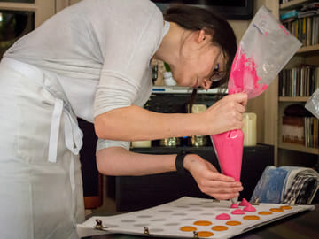 Macaron Cooking Class in Paris with a Professional Chef