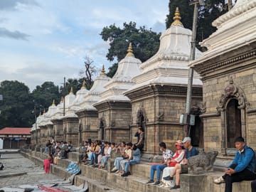 Pashupatinath Temple and Boudha Stupa Cultural Tour in Lalitpur