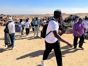 5 Hours Private Tour to Giza pyramids Sphinx and Old Coptic Cairo