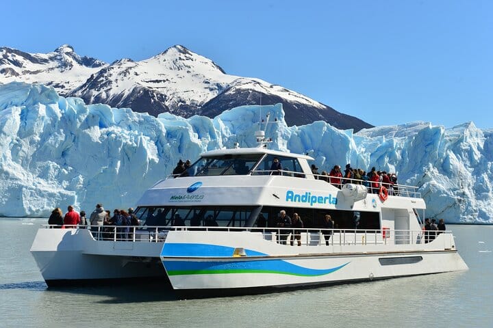 Perito Moreno Glacier Day Trip with Optional Boat Ride from El Calafate