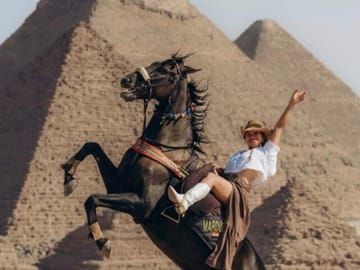 Half-Day Giza Pyramids Tour with Camel Ride and Lunch