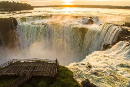 Private Full-Day Iguazu Falls Tour with Airfare from Buenos Aires