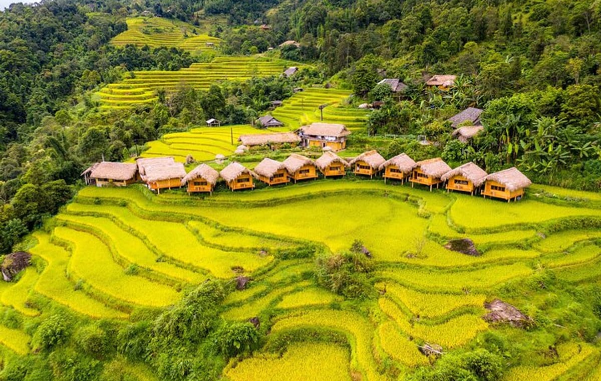 Private Car 2 Days 1 Night Hoang Su Phi in Hagiang