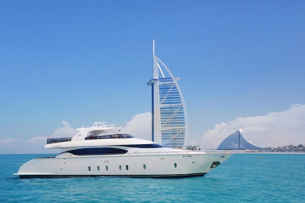 Dubai: Luxury Shared Yacht Tour with Breakfast or BBQ – Explore Iconic Dubai from the Sea