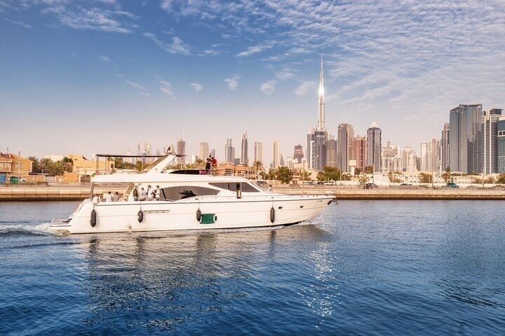 Dubai Xclusive Shared Yacht Tour  9
