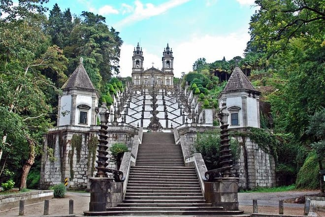 Braga and Guimarães Small Group Tour with Lunch From Porto