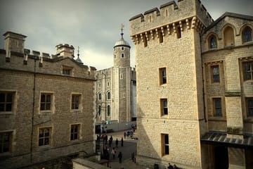 London Highlights Full-Day Tour with Guided Sightseeing