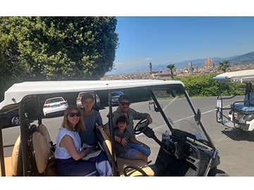 Private Florence Golf Cart Tour with Audio Guide