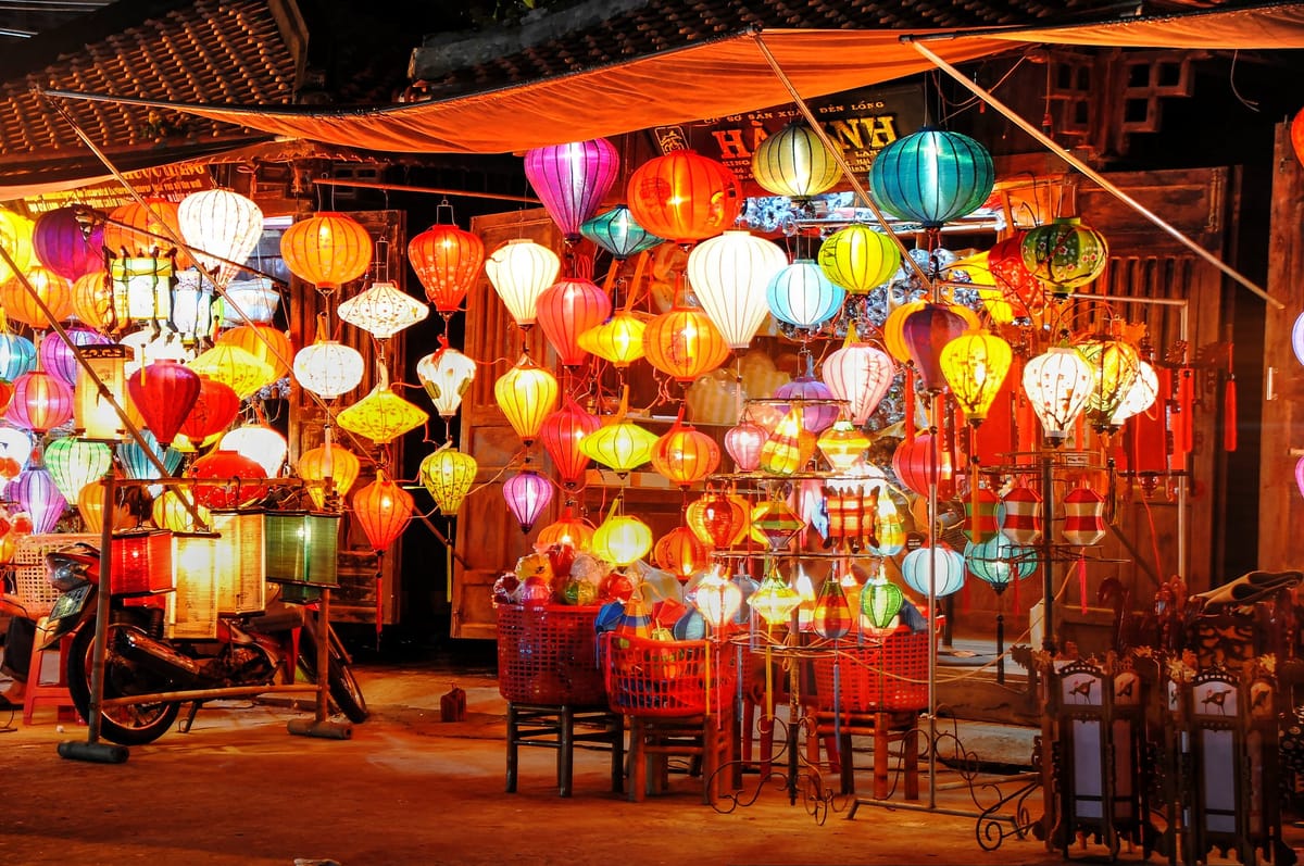 Discover the ancient cities of Hoi An & Hue 4 days 3 nights