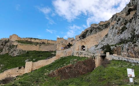 7-Day Private Tour of Ancient Greece: Olympia to Meteora