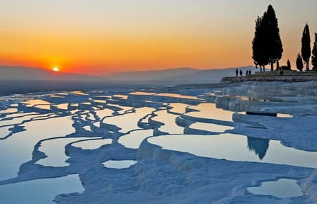 Pamukkale Full-Day Tour From Selcuk and Kusadasi