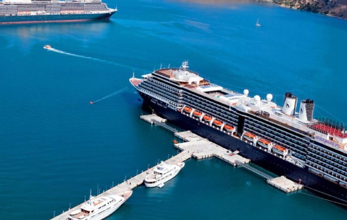 Private Customized Kefalonia Shore Excursion – Wine, Caves & Iconic Beaches