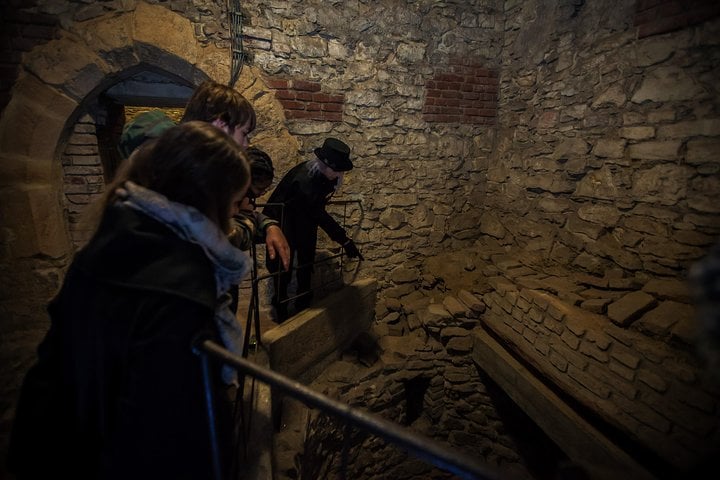 Ghosts of the medieval dungeon