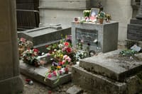 Paris: Père Lachaise Walking Tour — History, Icons & Wine Apéro 2
