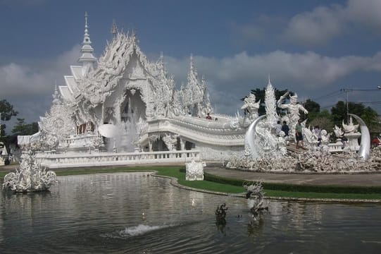 Chiang Mai Highlights: Top 2 Tours & Airport Transfers Included