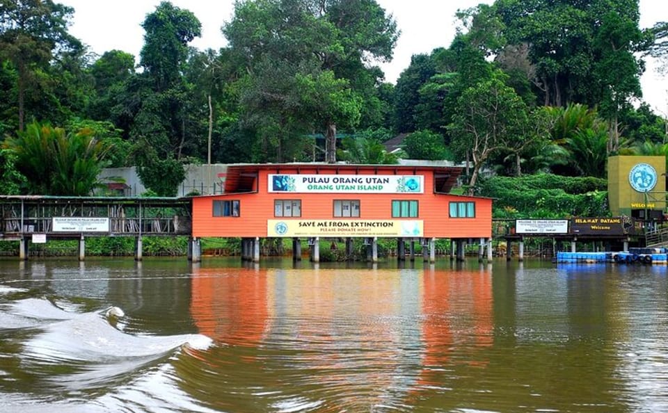 Orang Utan Island and Ipoh Private Day Tour from Kuala Lumpur