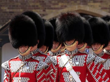 Royal Palaces and Heritage Tour in London
