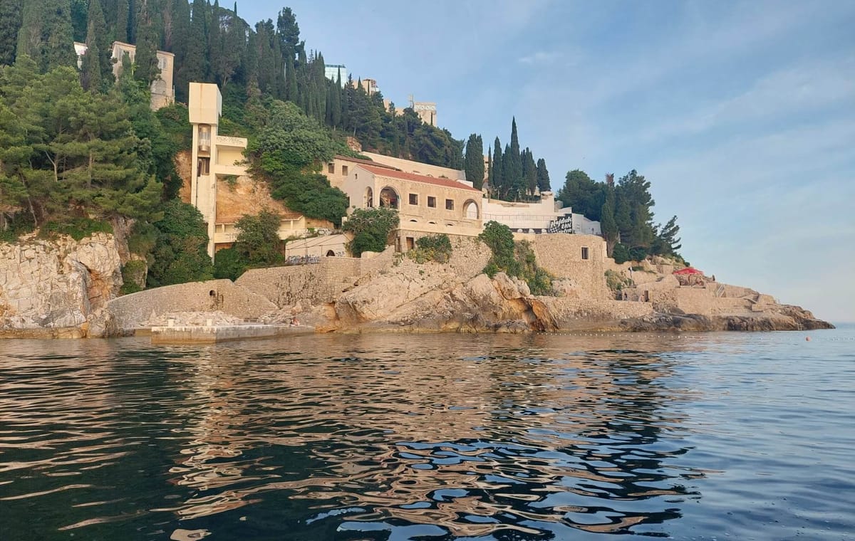 Dubrovnik Walking Tour and Scenic Boat Ride Experience