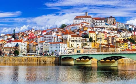 Private Day Tour of Fátima and Coimbra from Porto