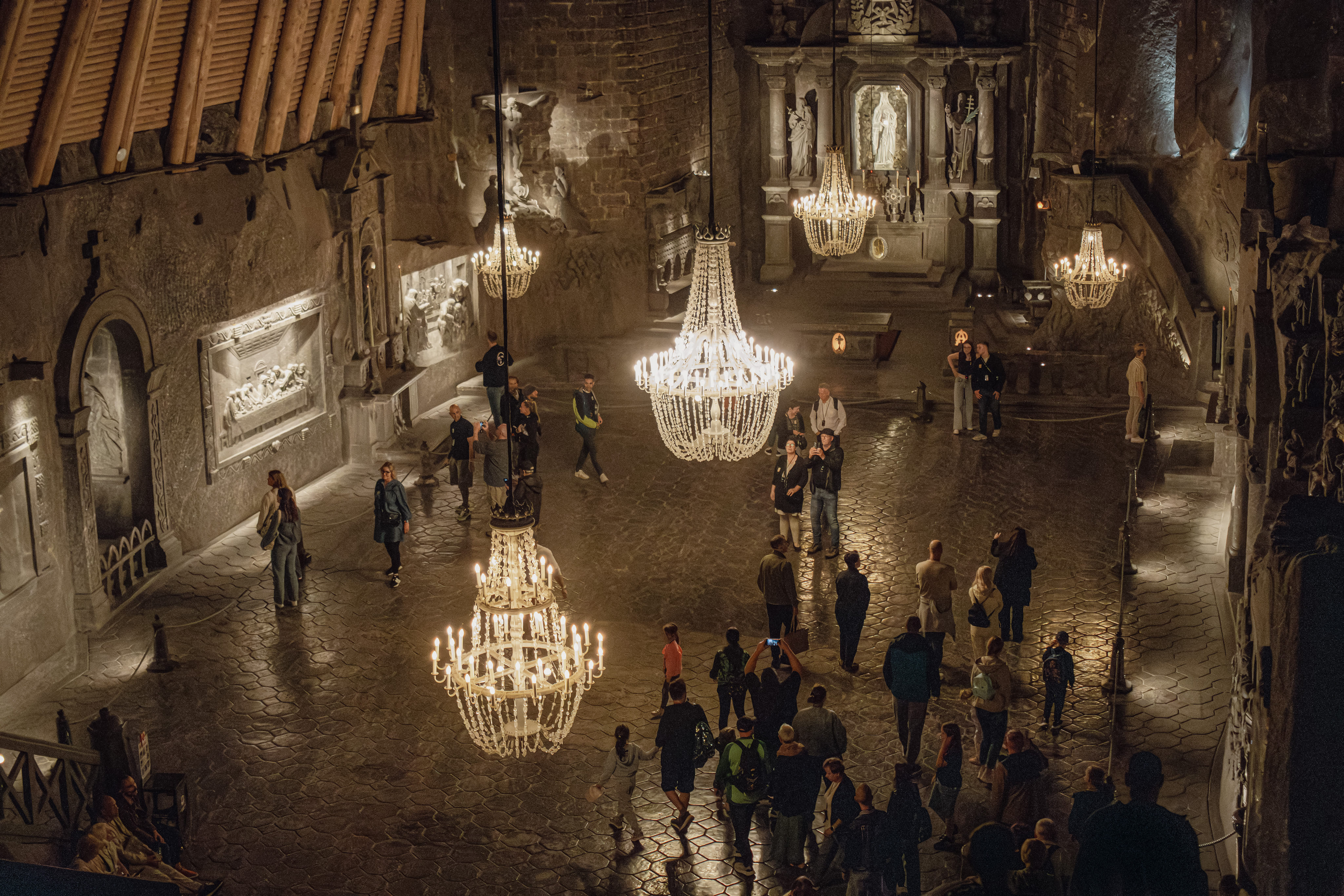 Wieliczka Salt Mine Italian Guided Tour with Hotel Pickup