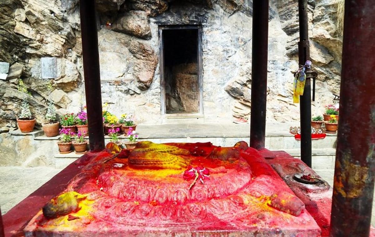 Yanglesho (Pharping) sightseeing with a short hike from Kathmandu