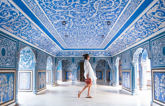 Jaipur full day Sightseeing tour by Air-Condition vehicle Include Guide