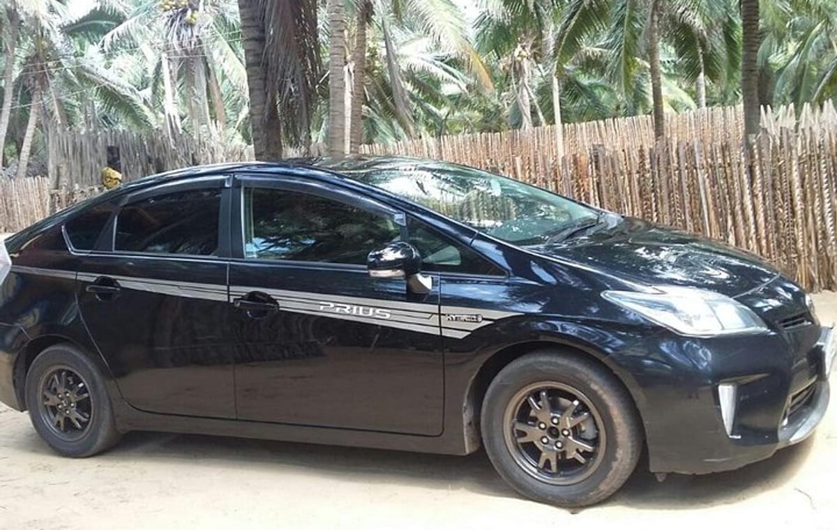 Chauffer Driven Standard Car