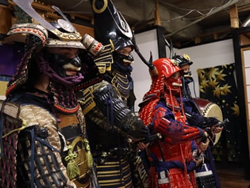 Step into the role of Top Samurai/Shogun , rally your soldiers, and give the order to march