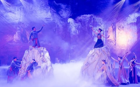 Halong Bay and Bai Chay Cultural City Tour with Show