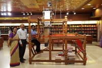 From Pondicherry: Day Tour to Mahabalipuram and Kanchipuram 1