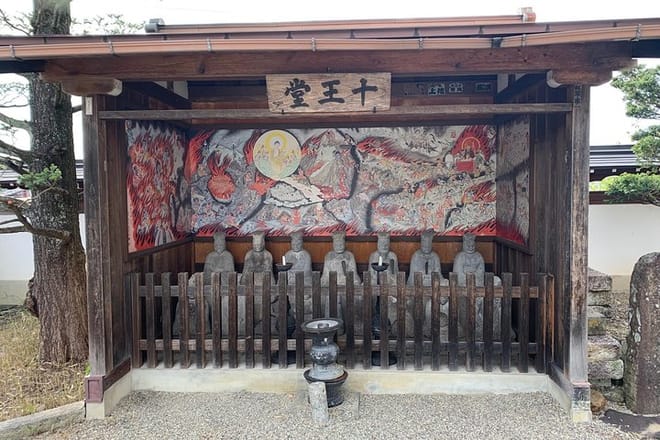 Takayama & Shirakawago 2-Day Tour photo 5